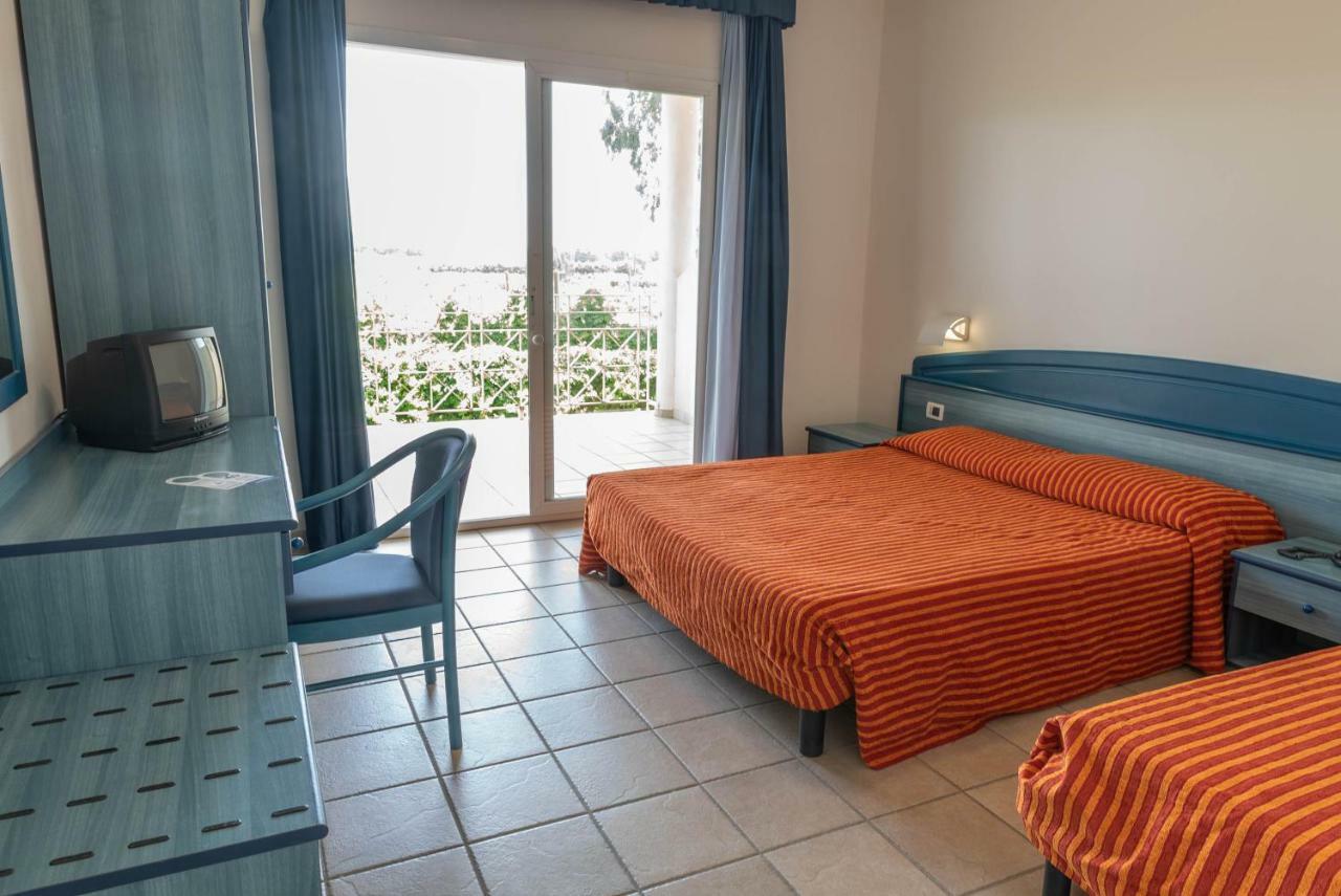 Nicotera Beach Village Exterior photo